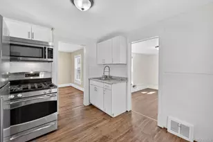 215 N Hamilton St, Poughkeepsie, NY 12601 - Photo 5