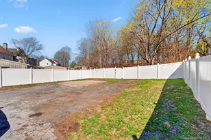 215 N Hamilton St, Poughkeepsie, NY 12601 - Photo 31