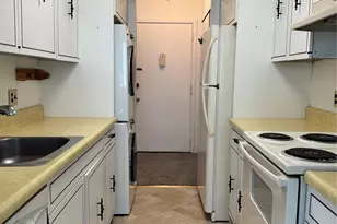 24 Village Park Dr, Fishkill, NY 12524 - Photo 5