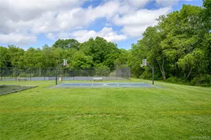 48 Winterberry Cir, Lewisboro, NY 10518 - Photo 19