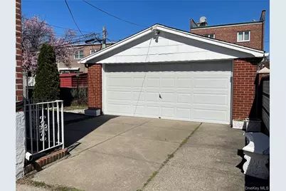 60-71 72nd Street, Maspeth, NY 11378 - Photo 7