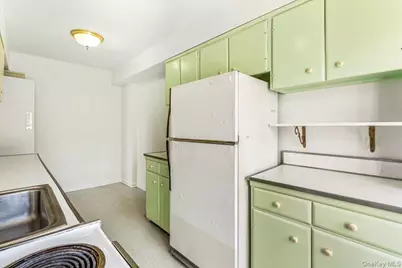 366 Stewart Avenue #C4, Garden City, NY 11530 - Photo 17