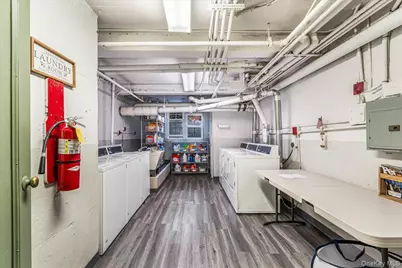 366 Stewart Avenue #C4, Garden City, NY 11530 - Photo 19