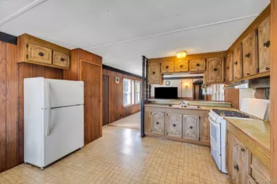22 Buttercup Drive, Bohemia, NY 11716 - Photo 15
