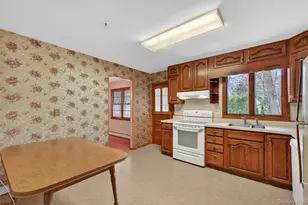 12 Wildwood Dr, Wappingers Falls, NY 12590 - Photo 13