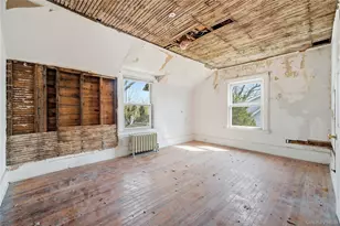 10-46 Dickens St, Far Rockaway, NY 11691 - Photo 21