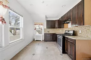 10-46 Dickens St, Far Rockaway, NY 11691 - Photo 19