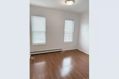1831 25th Road, Astoria, NY 11102 - Photo 5