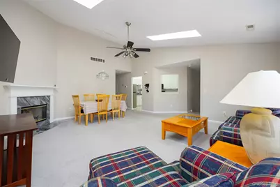 237 Panorama Court, Poughkeepsie, NY 12603 - Photo 5