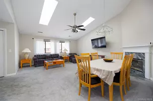 237 Panorama Ct, Poughkeepsie, NY 12603 - Photo 7