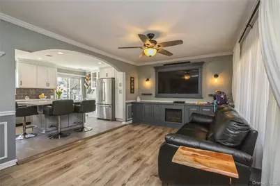 59 Center Street, Ronkonkoma, NY 11779 - Photo 5