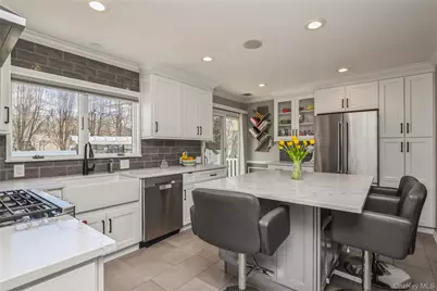 59 Center Street, Ronkonkoma, NY 11779 - Photo 7