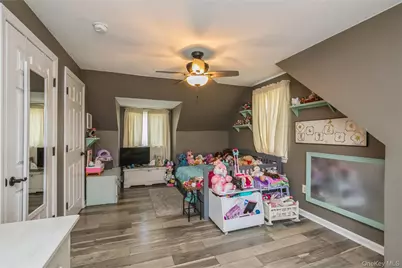 59 Center Street, Ronkonkoma, NY 11779 - Photo 13