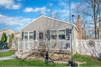 73 Wendy Drive, Farmingville, NY 11738 - Photo 3