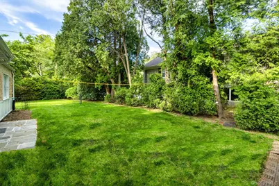 88 Spier Road, Scarsdale, NY 10583 - Photo 23