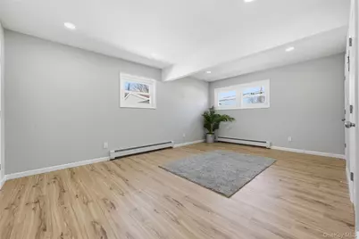 34 Croydon Road, Amityville, NY 11701 - Photo 13