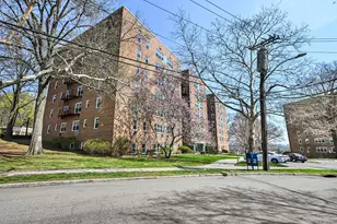 98 Dehaven Dr, Yonkers, NY 10703 - Photo 21