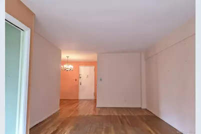 98 Dehaven Drive #2B, Yonkers, NY 10703 - Photo 5