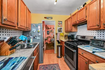 98 Dehaven Drive #2B, Yonkers, NY 10703 - Photo 9