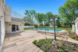 68 Hill Dr, Bohemia, NY 11716 - Photo 33