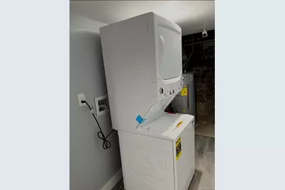 65-45 Admiral Avenue, Middle Village, NY 11379 - Photo 15