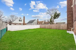 20 Dewitt St, Valley Stream, NY 11580 - Photo 13