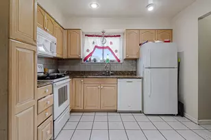 12 Garden St, Bay Shore, NY 11706 - Photo 13