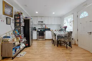 12 Garden St, Bay Shore, NY 11706 - Photo 9