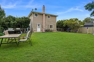 12 Garden St, Bay Shore, NY 11706 - Photo 21