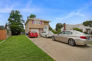 12 Garden St, Bay Shore, NY 11706 - Photo 3