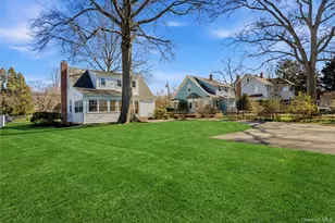 46 S Ireland Pl, Amityville, NY 11701 - Photo 35