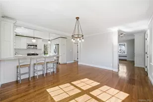 46 S Ireland Pl, Amityville, NY 11701 - Photo 21