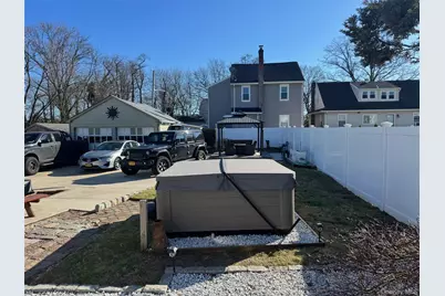 50 Wood Street, Lynbrook, NY 11563 - Photo 9