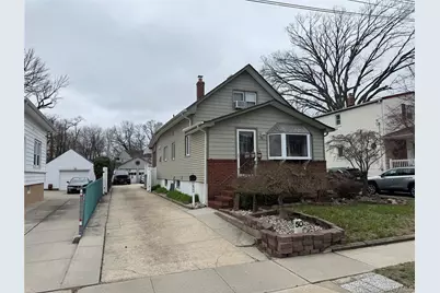 50 Wood Street, Lynbrook, NY 11563 - Photo 3