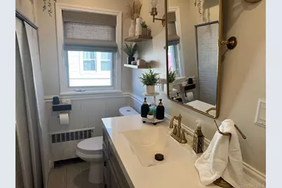 50 Wood Street, Lynbrook, NY 11563 - Photo 19