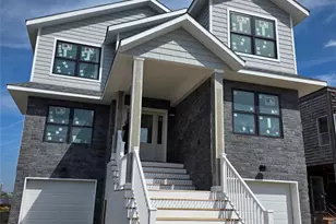 3505 Bay Front Dr, Baldwin, NY 11510 - Photo 3