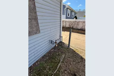 68 State Avenue, Wyandanch, NY 11798 - Photo 17