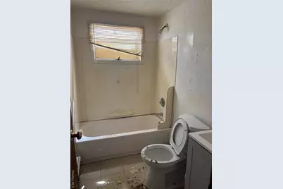 68 State Avenue, Wyandanch, NY 11798 - Photo 9