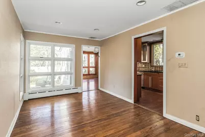 11 Rockhill Road, East Hills, NY 11577 - Photo 7