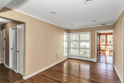 11 Rockhill Road, East Hills, NY 11577 - Photo 9