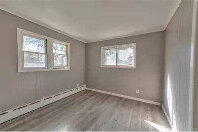 157 Hawthorne Street, Mastic, NY 11950 - Photo 11