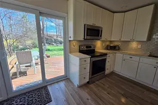 36 Julie Ln, Greenwood Lake, NY 10925 - Photo 13