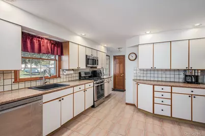 119 7th Street, Saint James, NY 11780 - Photo 17