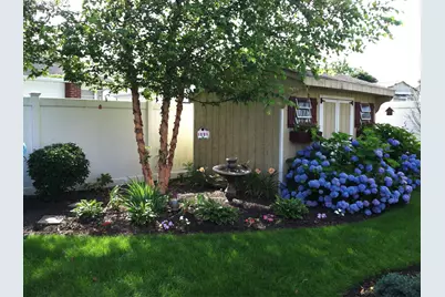 16 W Oak Street, Farmingdale, NY 11735 - Photo 45