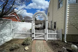 16 W Oak St, Farmingdale, NY 11735 - Photo 41