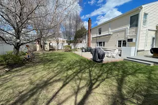 16 W Oak St, Farmingdale, NY 11735 - Photo 33