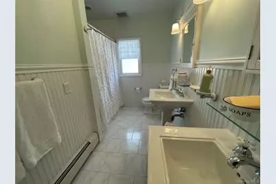 16 W Oak Street, Farmingdale, NY 11735 - Photo 31