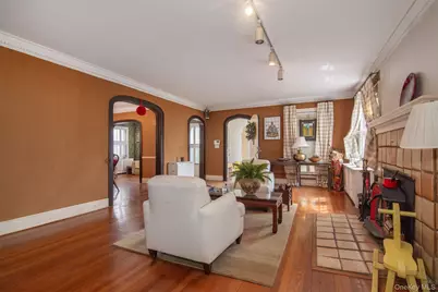 102 Magnolia Avenue, Mount Vernon, NY 10553 - Photo 7