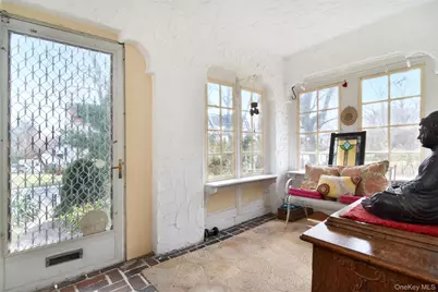 102 Magnolia Avenue, Mount Vernon, NY 10553 - Photo 3