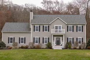 12 Ann Dr, Rhinebeck, NY 12572 - Photo 1